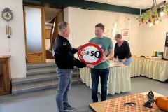 d689e861-dce1-4ed4-a5e2-f674656519dc